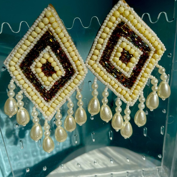 New! Sea and Shore Multibeads Chevron Necklace with Earrings - Picture 4 of 5